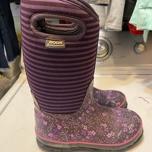 Girls Bogs snow/Rain boots size youth 3